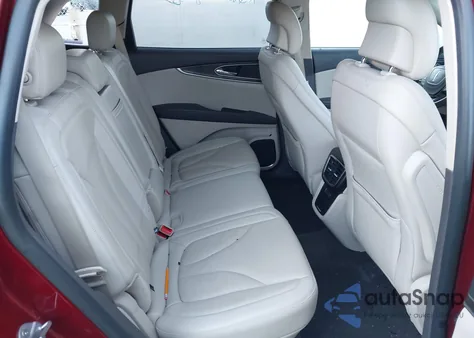 2019 Lincoln Nautilus Reserve z USA, uszkodzony, nr VIN 2LMPJ8LP3KBL30929